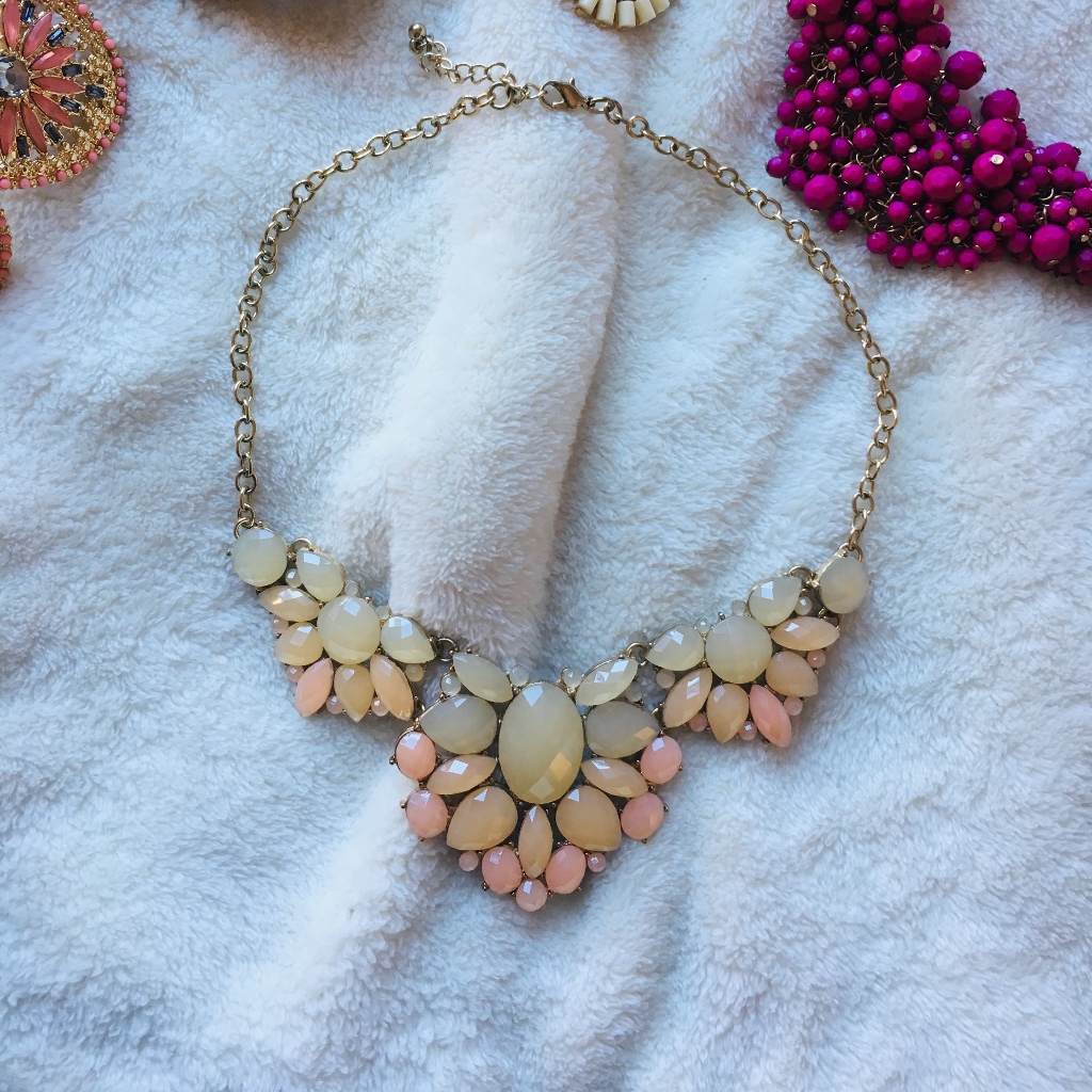 Francescas Peach Statement Necklace 10$